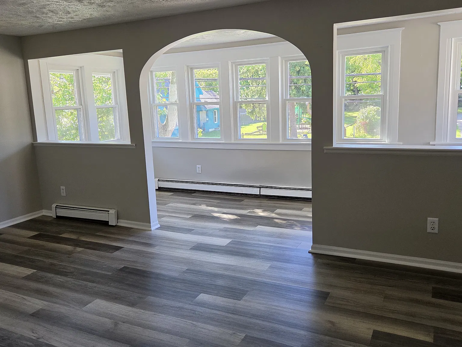2 bed, 748 sqft, $1,195 — Photo 3