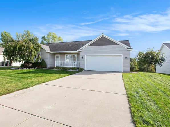 6988 Shady Knoll Dr SE, Caledonia, MI 49316