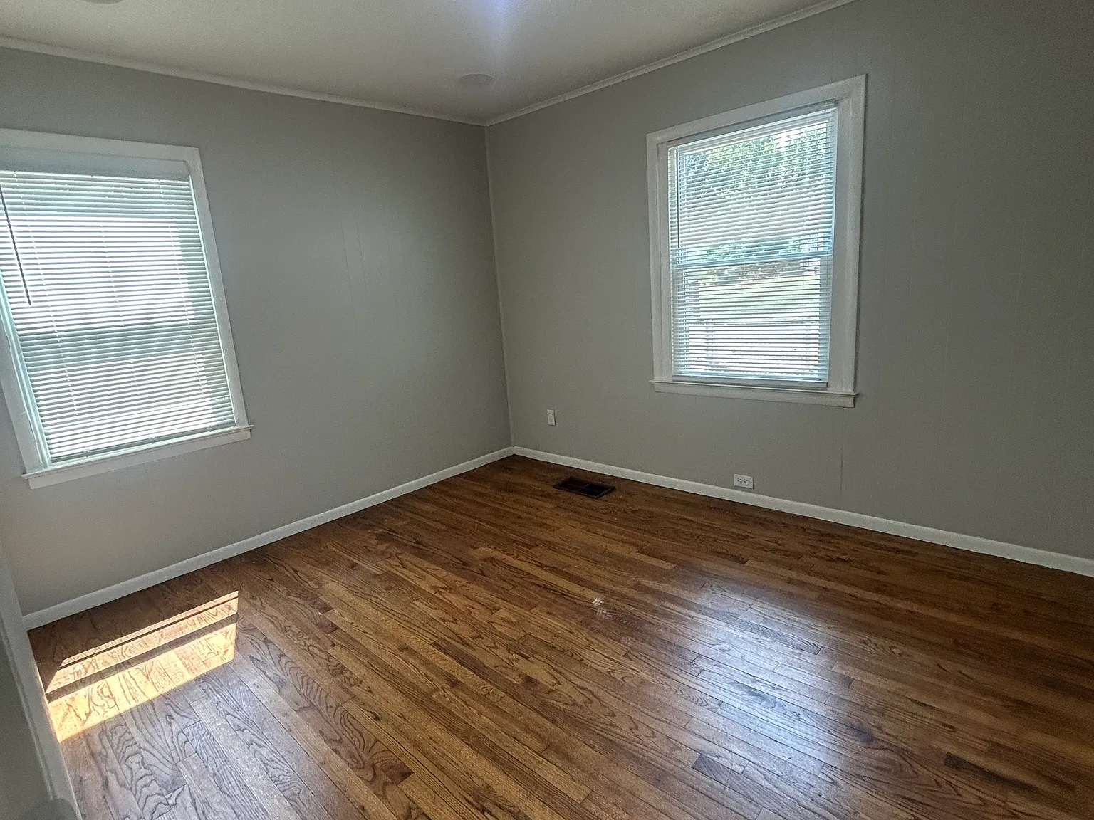 3 bed, 1404 sqft, $1,450 — Photo 3
