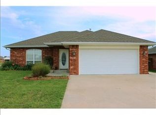 1925 Aspen Pl, Shawnee, OK 74804