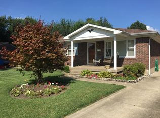 5203 Mount Blanc Rd, Louisville, KY 40216