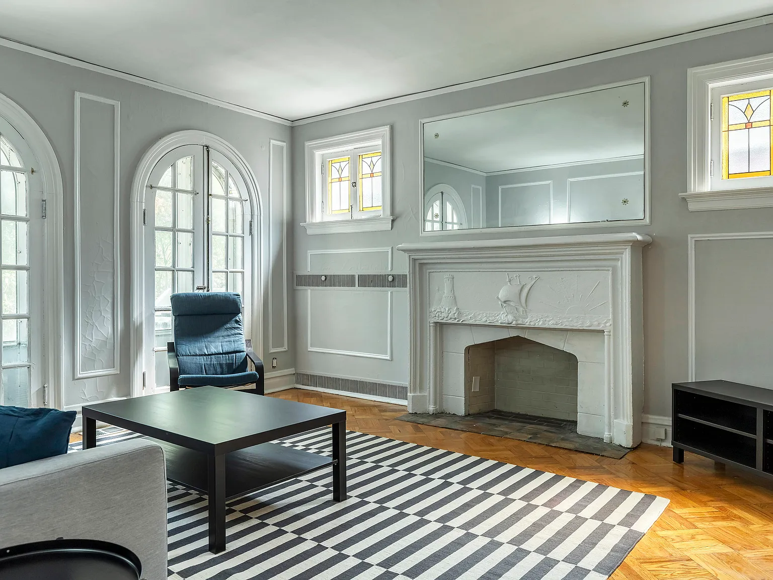 4 bed, 1650 sqft, $4,195 — Photo 4