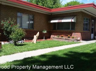 854 Dahlia St, Denver, CO 80220