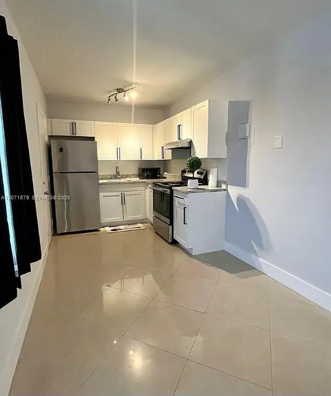 Palmview Condominium Apar — Photo 3