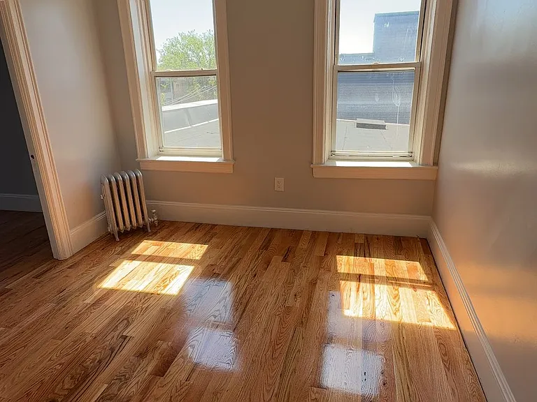 127 Carlton Ave #42 — Photo 7