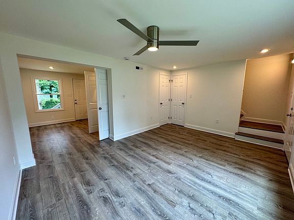 2nd image of 223 Smith St #C