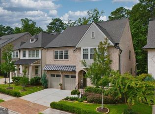 6414 Lucent Ln, Sandy Springs, GA 30328