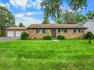 5506 Burwood Rd, Oakwood hills, IL 60013