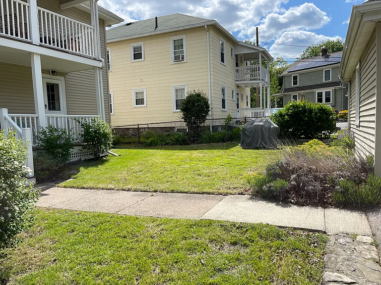 337 Summer St — Photo 11