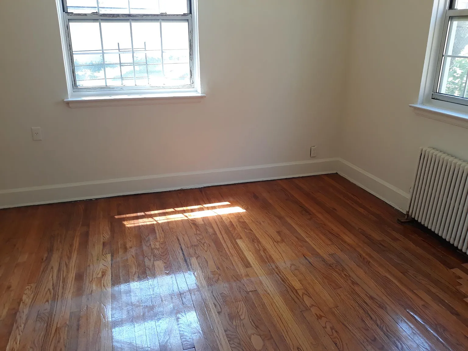 2 bed, 900 sqft, $2,700 — Photo 4