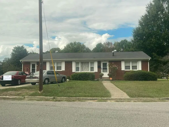 133 Greenwood Ln, Danville, VA 24540
