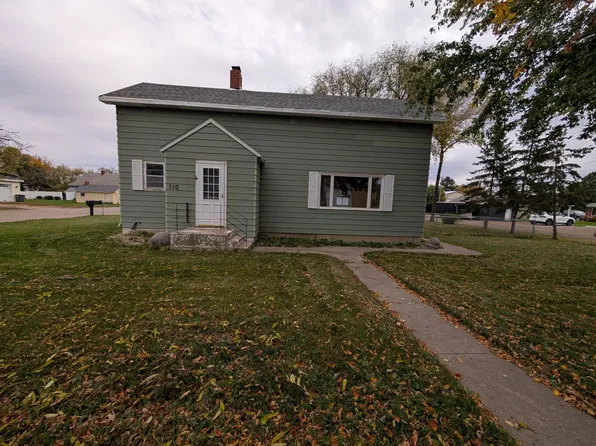 110 SE 1st St E, Velva, ND 58790