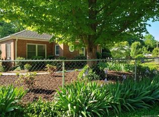 301 Beverly Dr, Gastonia, NC 28054