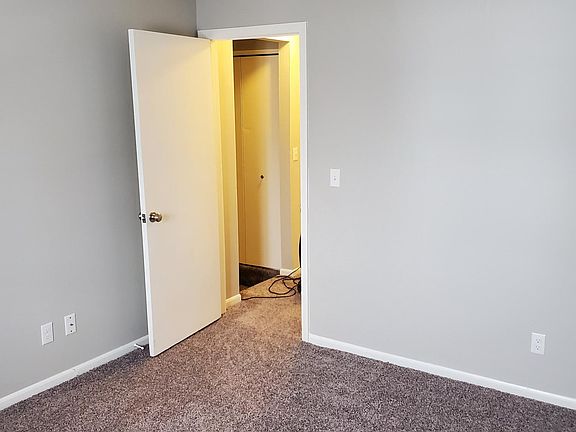 4th image of 5908 Christie Ave SE #5908