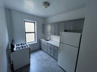 23-11 33rd St #5B, Astoria, NY 11105