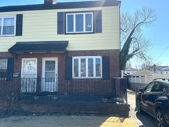 138-22 63rd Avenue image 1 of 7