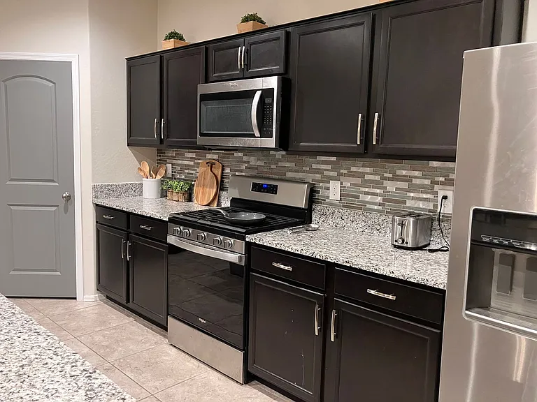 30998 W Earll Dr — Photo 4