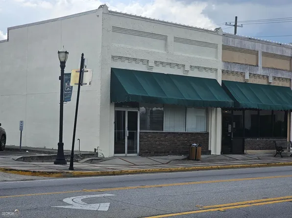 120 N Main St, Swainsboro, GA 30401