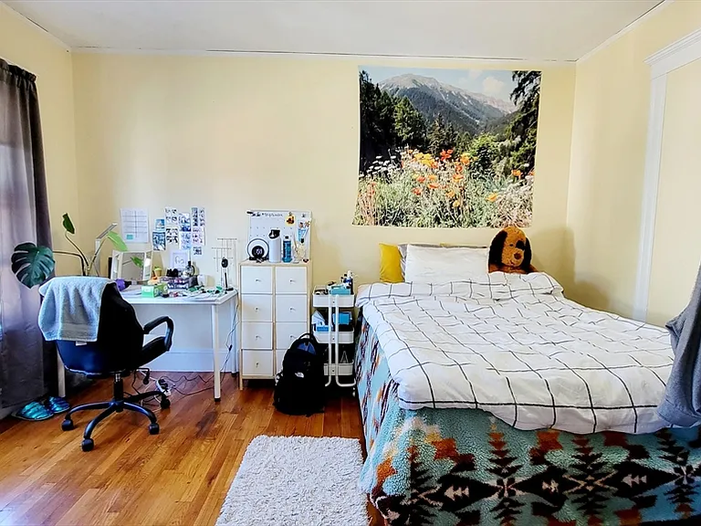 34 George St #2 — Photo 9