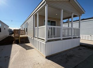 5425 Valley Dr TRAILER 15, Bettendorf, IA 52722