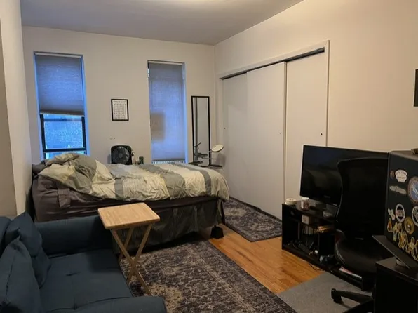 422 E 73rd St, New York, NY