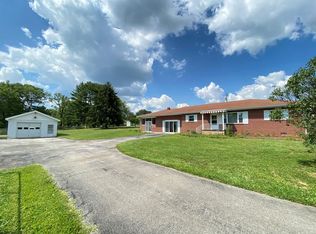 415 Durrs Pond Rd, Princeton, WV 24739