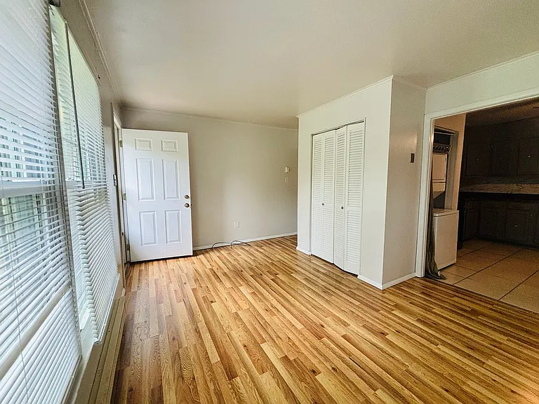 922 Country Acres Rd — Photo 6