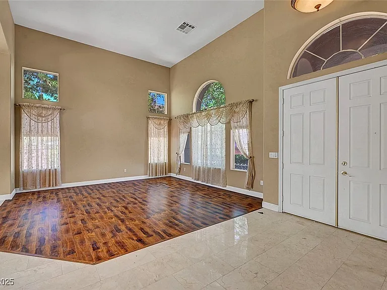 229 N Buteo Woods Ln — Photo 16