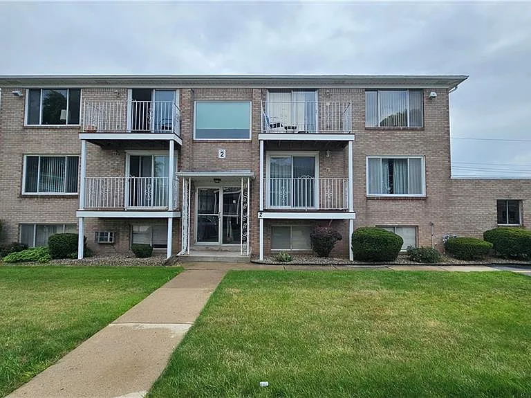 3433 Harlem Rd #1-4 — Photo 1