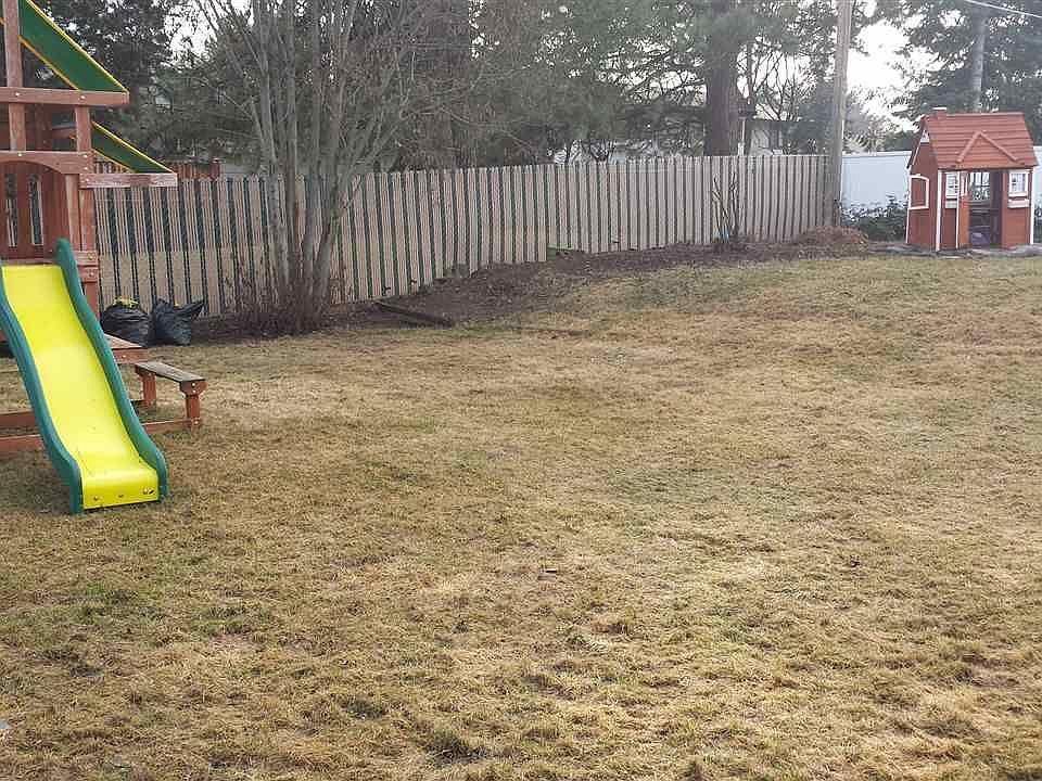 2nd image of 7436 N Lidgerwood St