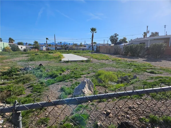 1786 Paseo De Playa, Bullhead City, AZ 86442