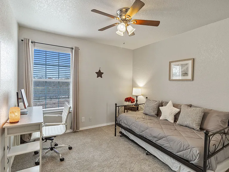4611 Adkins Trl — Photo 19