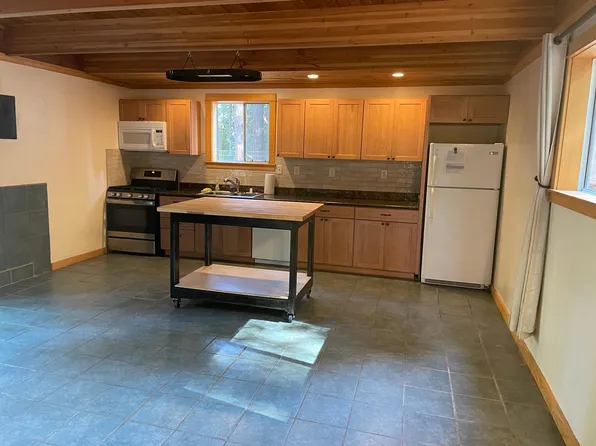 13875 Green Valley Rd, Forestville, CA 95436