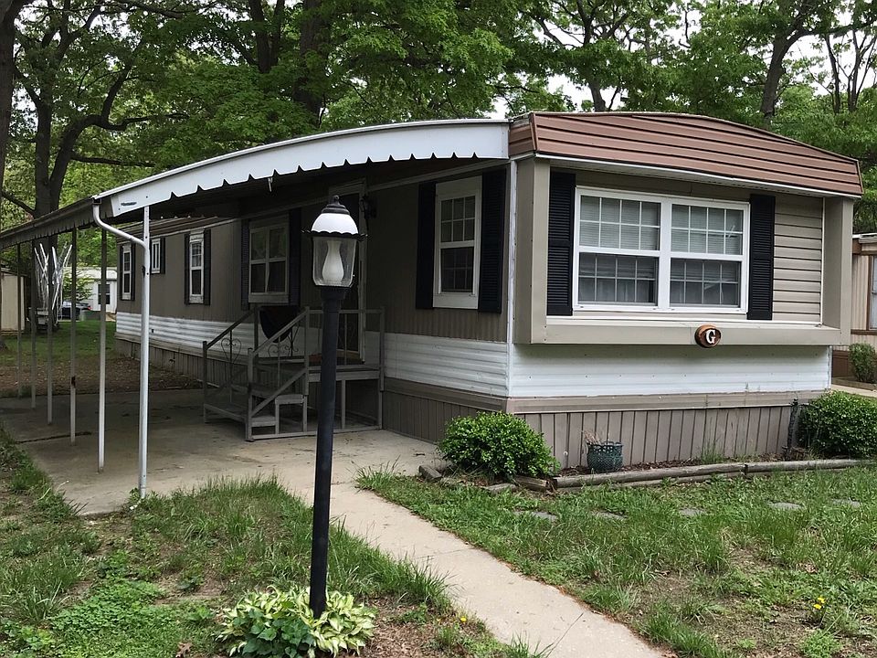 1st image of 25 Schalick Dr