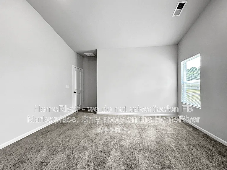 426 Chedworth Dr — Photo 13