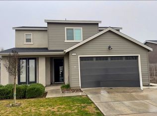 2494 Valdes Dr, Merced, CA 95340