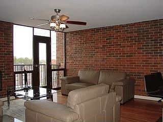 3rd image of 2933 Baltimore Ave APT 301