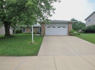 1410 W Buckingham Dr, Peoria, IL