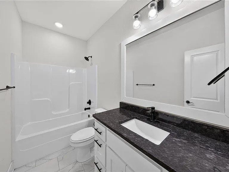 2040 Myrrh Pl — Photo 19