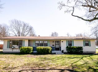 1413 4th St, Monett, MO 65708