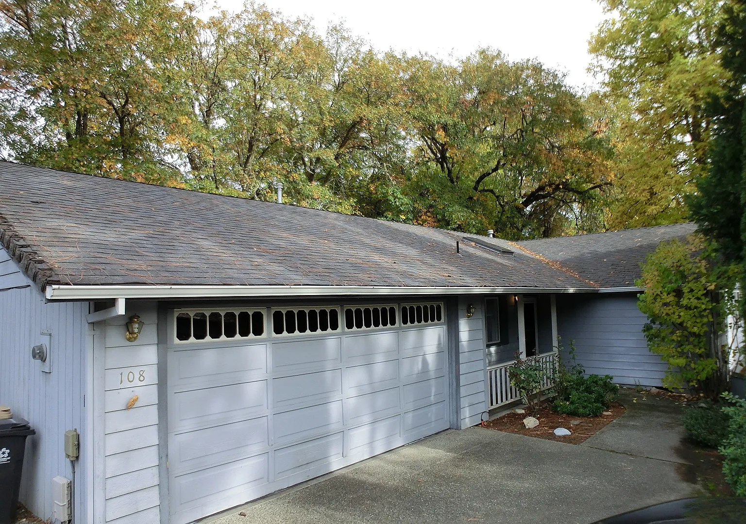 Beautiful Home In Quiet Neighborhood — Photo 1