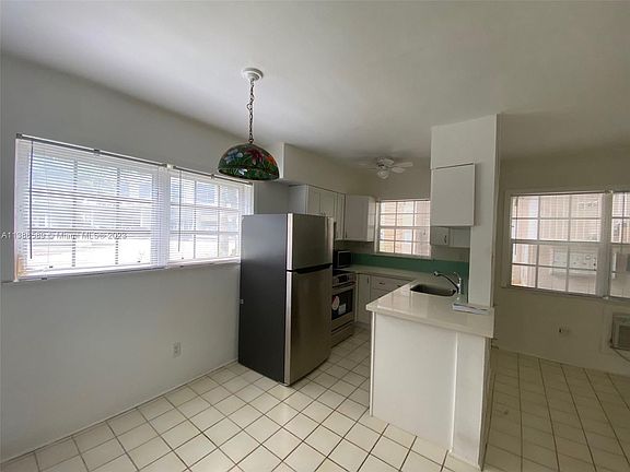 5th image of 6511 Santona St #C10