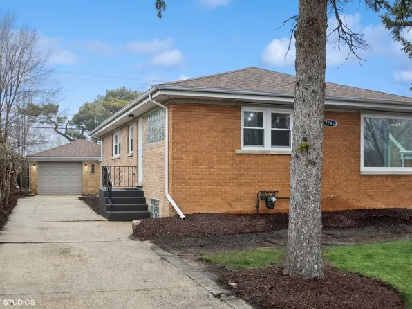 7246 W Oakton St, Niles, IL 60714