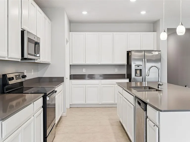 781 Taurus Ln — Photo 10
