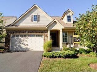 1680 Briarheath Dr, Aurora, IL 60505