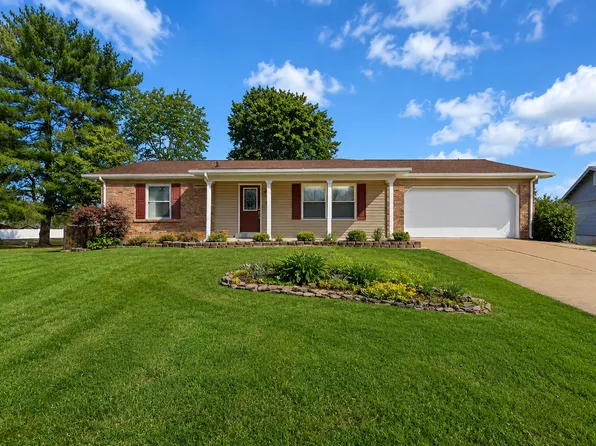 10 Appletree Dr, Saint Peters, MO 63376