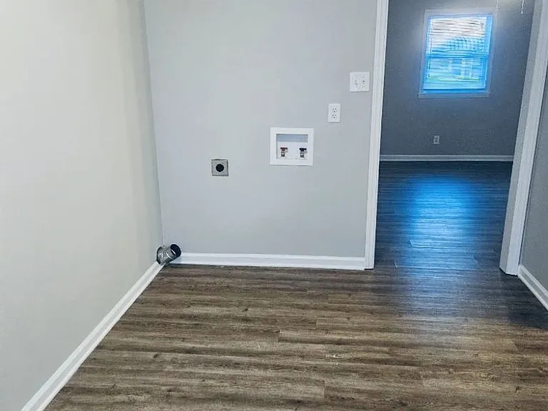 8168 Friendship Ledford Rd — Photo 3