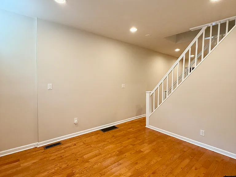 4119 Brandywine St — Photo 2