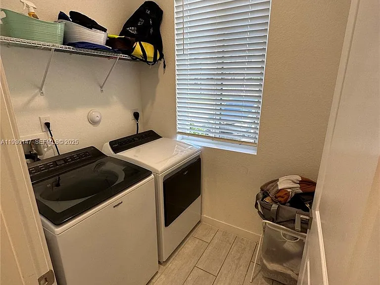 1030 SE 23rd Ter #1030 — Photo 10