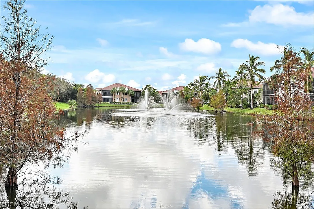 2 bed, 2.0 bath, 1880 sqft, $8,325 — Photo 1